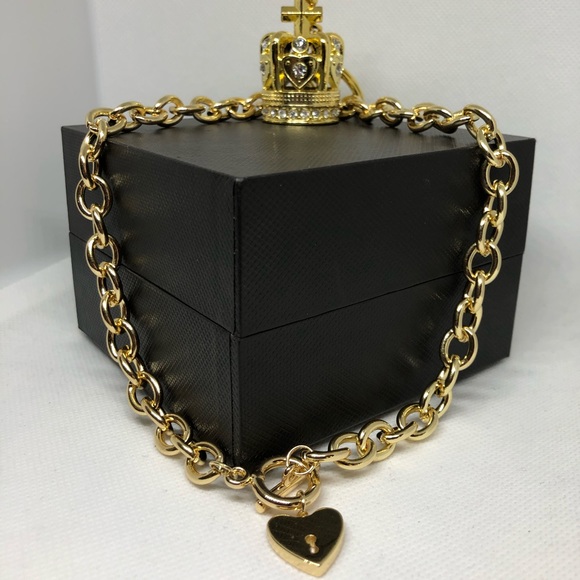 Golden necklace with heart pendant - Picture 5 of 7